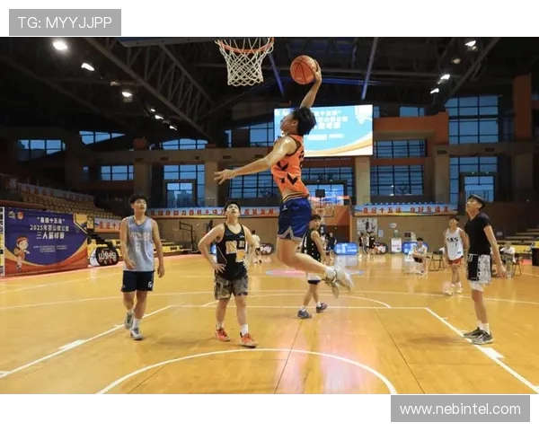 篮球点燃青春激情凝聚团队力量展现运动之美与拼搏精神 篮球点燃青春激情凝聚团队力量展现运动之美与拼搏精神