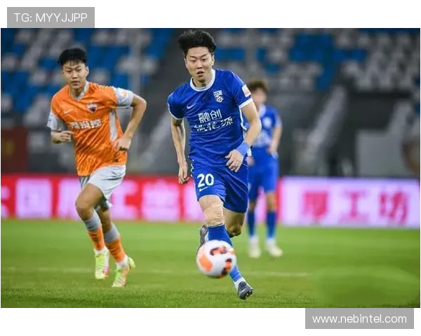 武汉足球队强势领跑联赛积分榜以59分稳居第一名