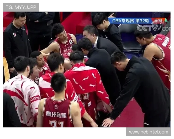 季后赛激战四川队与广厦队谁能笑到最后精彩对决引人关注 季后赛激战四川队与广厦队谁能笑到最后精彩对决引人关注